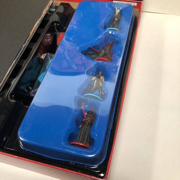 Monopoly Star Wars Edition Board Game Hasbro Gaming  2015 Complete - Picture 3 of 7